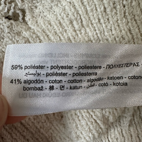 Zara Cropped Knit distressed Cardigan Cream color Sz Small NWOT - Picture 8 of 9